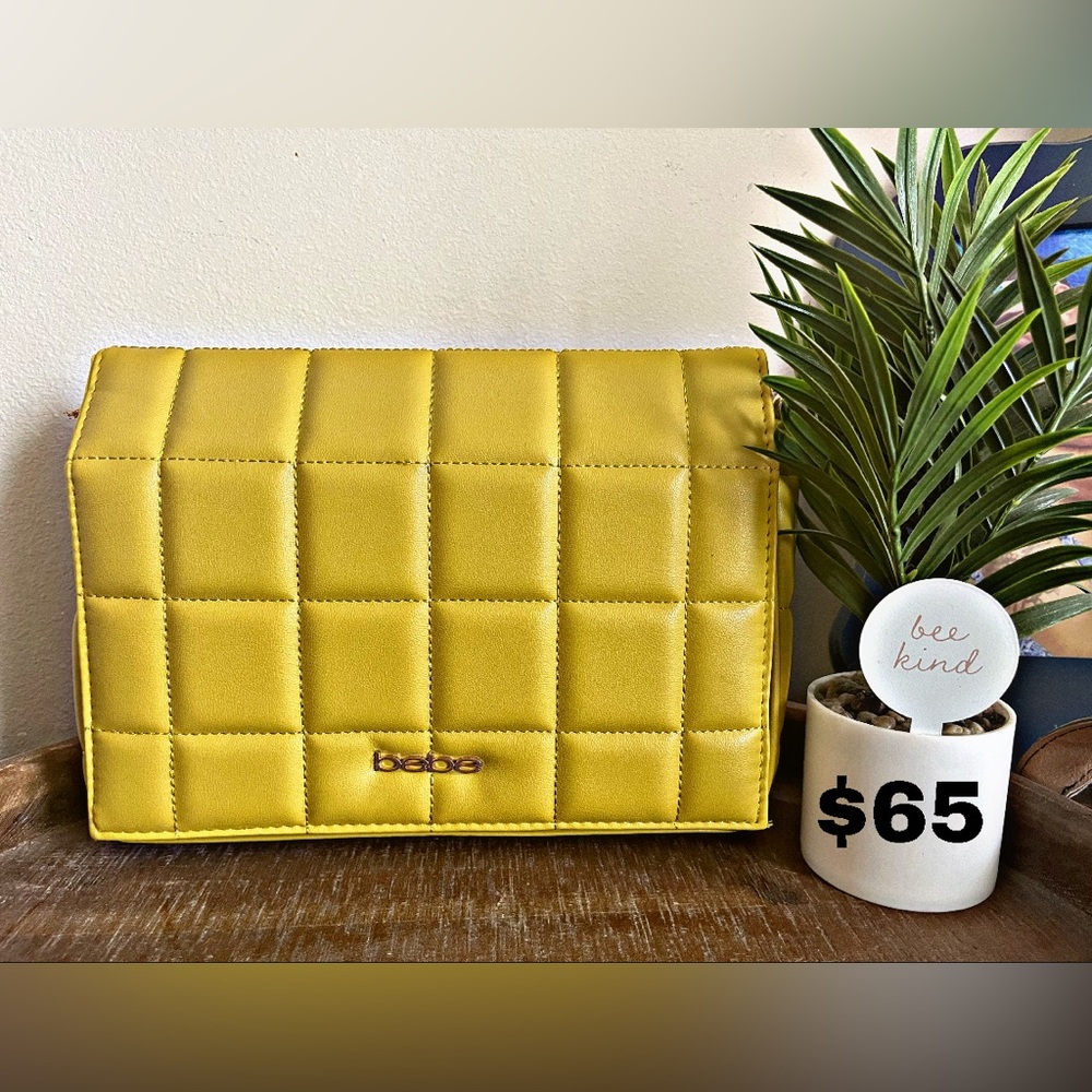 NWT BEBE Lime Crossbody